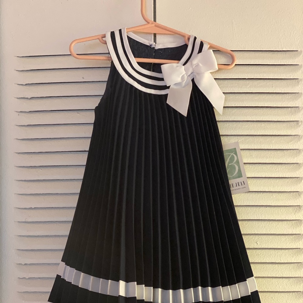 Navy and white sleeveless dress